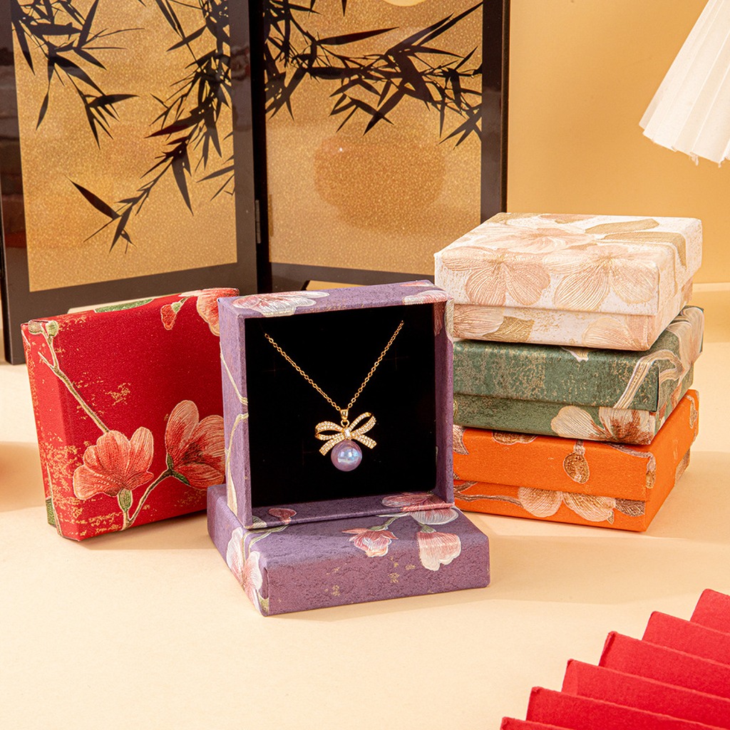 Luxury Small Square Jewelry Pa - огляд і ціна Luxury Bags List