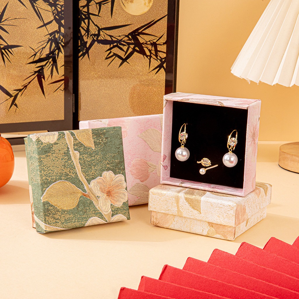 Luxury Small Square Jewelry Pa - огляд і ціна Luxury Bags List