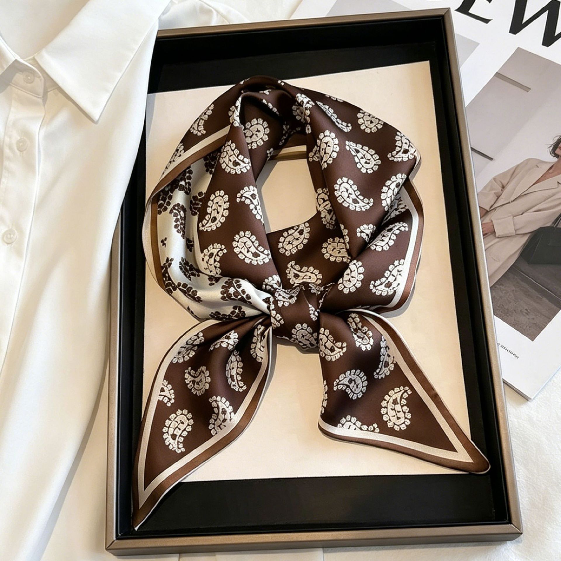 Luxury Long Neckerchief Skinny - огляд і ціна Luxury Bags Expensive