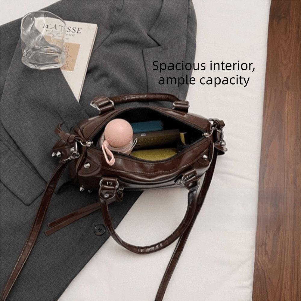 Vintage Rivets Pillow Bag Pate - огляд і ціна Top Handle Patent Bag