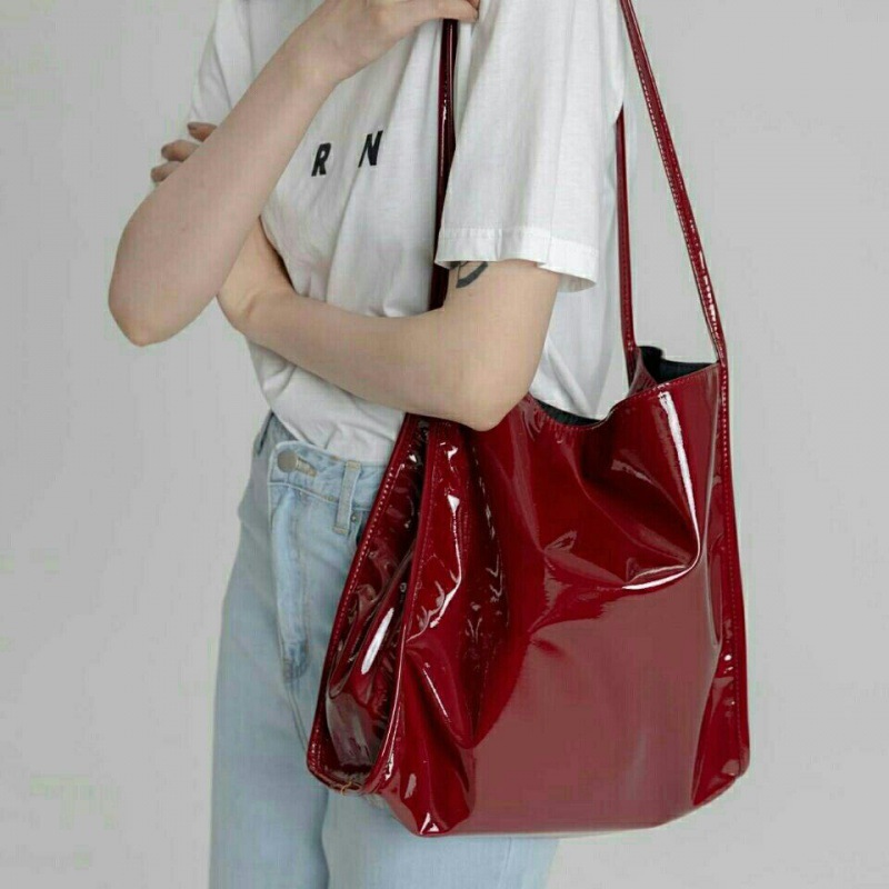 Yogodlns Luxury Patent Leather - огляд і ціна Top Handle Patent Bag